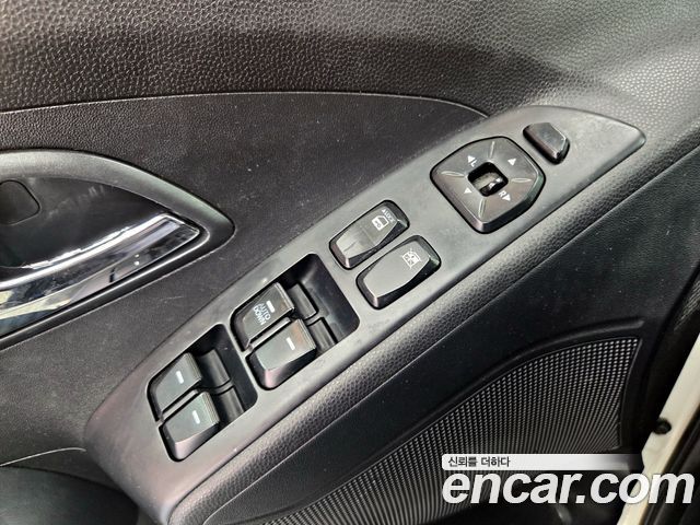 Hyundai Tucson 2011 — photo 11