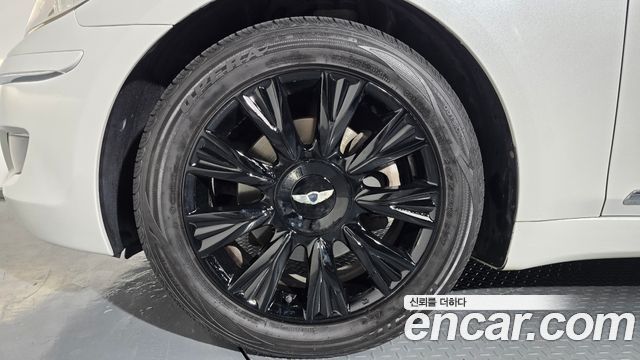 Hyundai Genesis 2010 — photo 5
