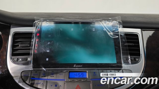 Hyundai Genesis 2010 — photo 16
