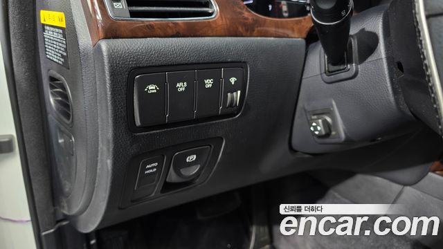 Hyundai Genesis 2010 — photo 17