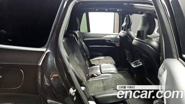 Volvo XC90 2016 — photo 11