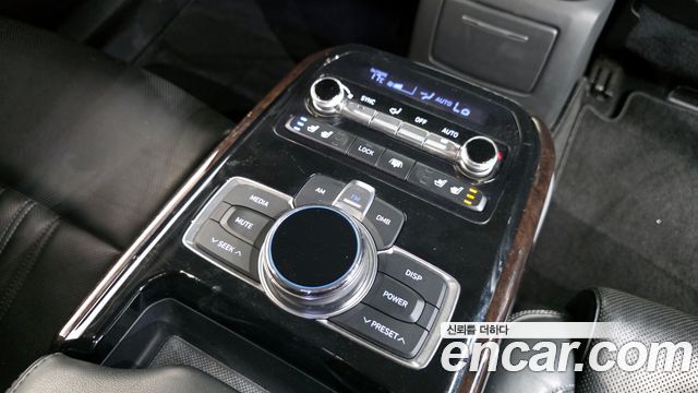 Genesis EQ900 2017 — photo 18