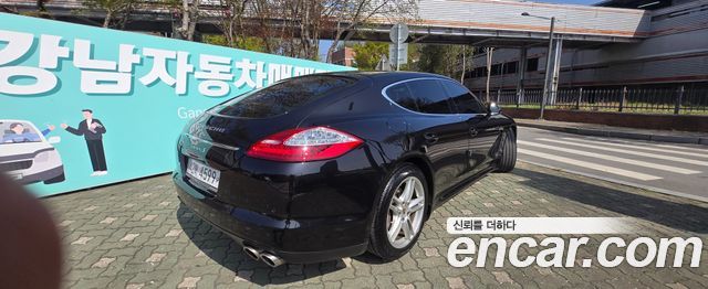 Porsche Panamera 2011 — photo 2