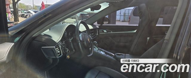 Porsche Panamera 2011 — photo 15