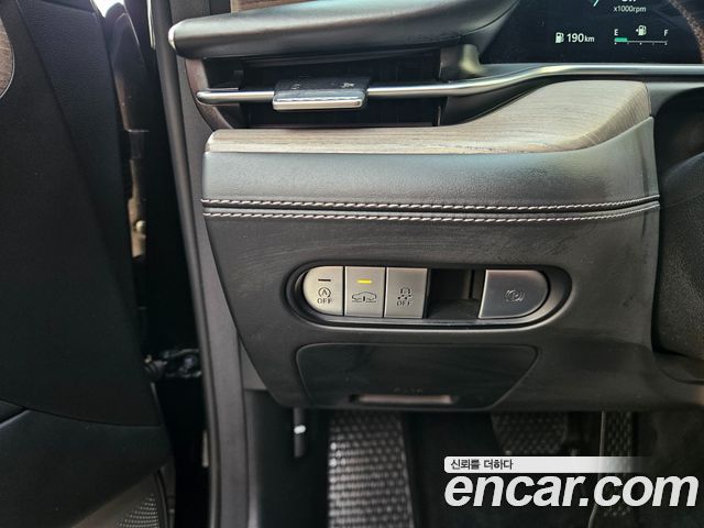 Genesis G90 2022 — photo 16