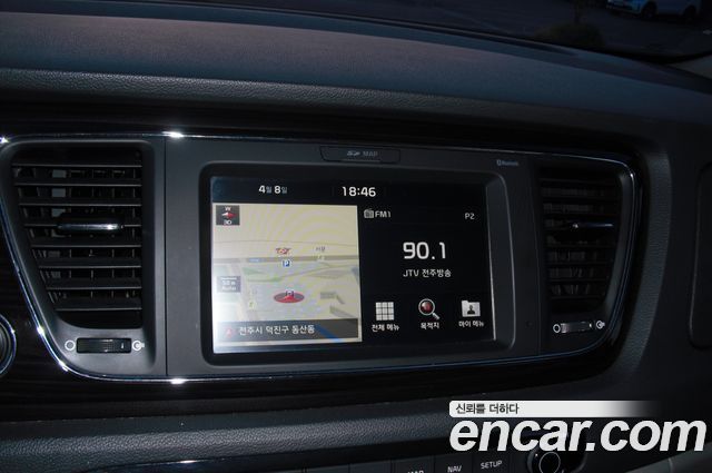 Kia Canival 2019 — photo 11