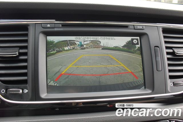 Kia Canival 2016 — photo 11