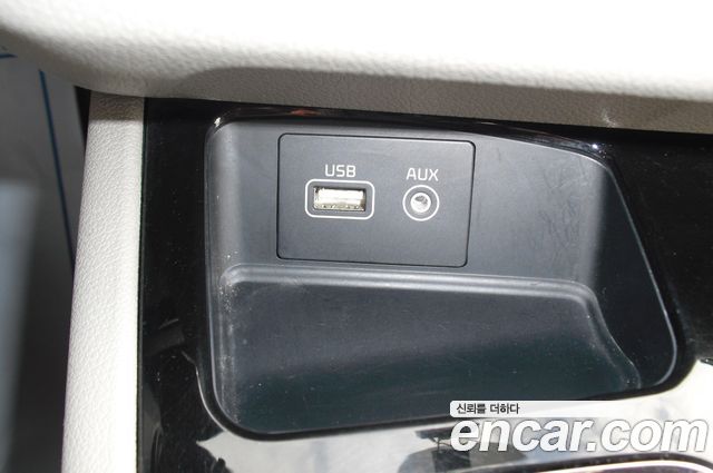 Kia Canival 2016 — photo 15