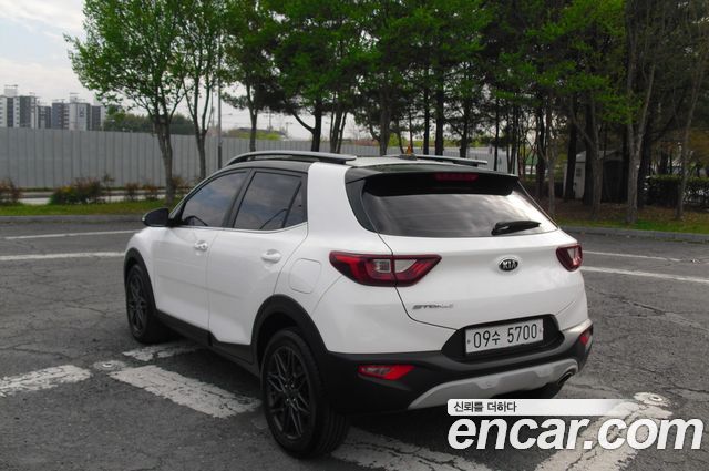Kia Stonic 2018 — photo 3