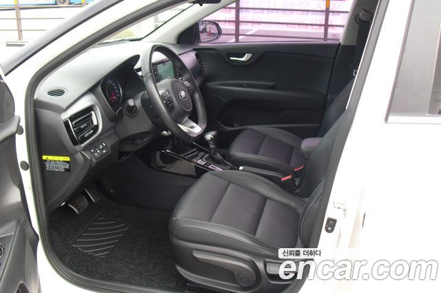 Kia Stonic 2018 — photo 6