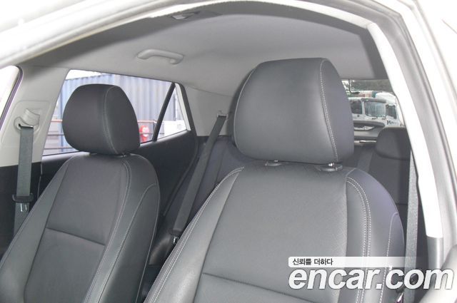 Kia Stonic 2018 — photo 8