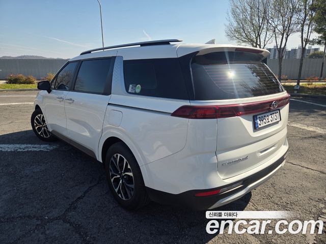 Kia Canival 2021 — photo 5