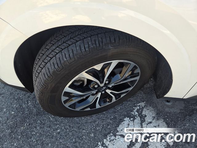 Kia Canival 2021 — photo 20