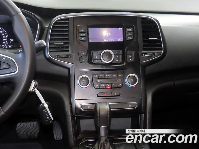 Renault Korea SM6 2021 — photo 11