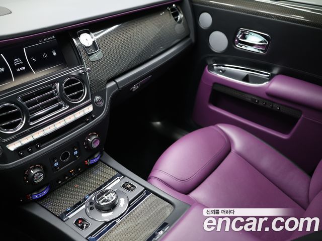 Rolls-Royce Ghost 2020 — photo 11