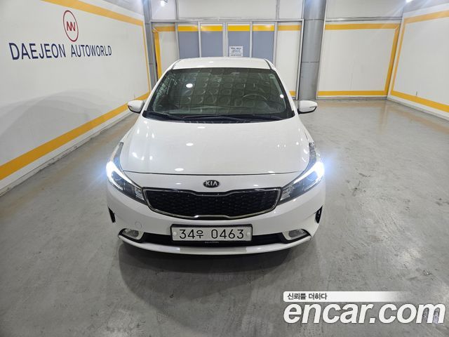 Kia K3 2016 — photo 1
