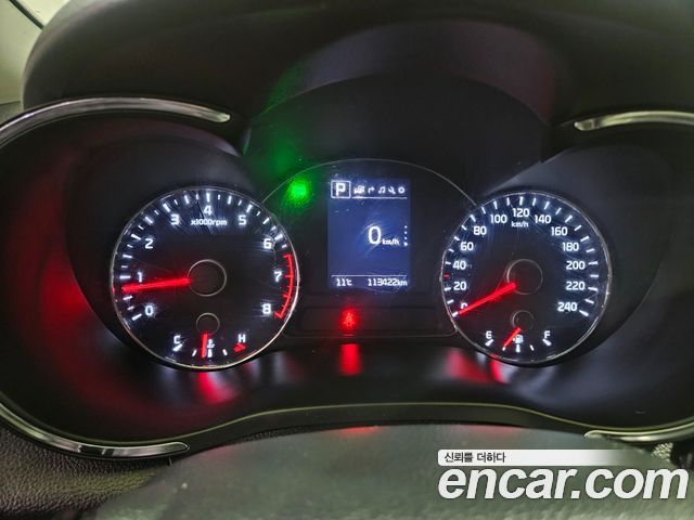 Kia K3 2016 — photo 12