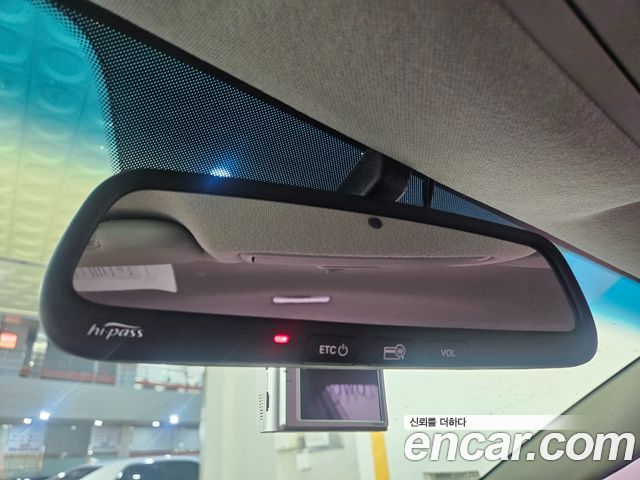 Kia K3 2016 — photo 15