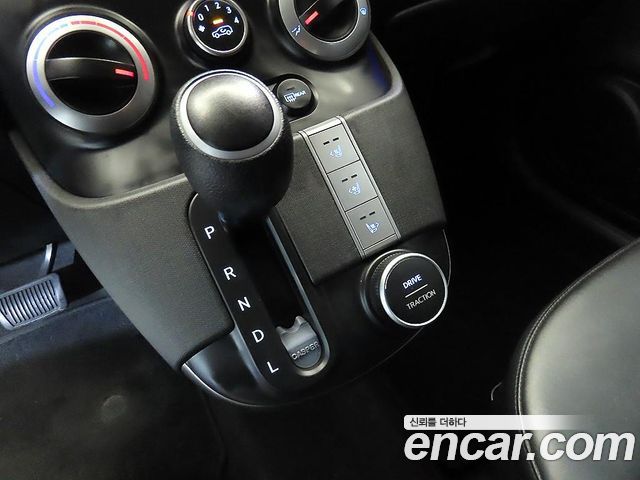 Hyundai Casper 2023 — photo 12