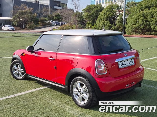 Mini Cooper 2012 — photo 6