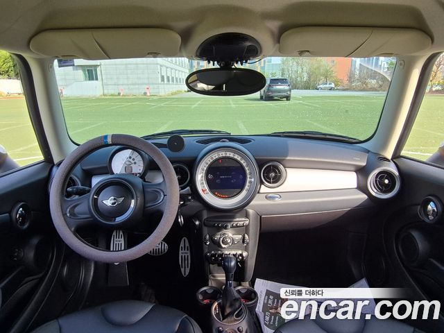 Mini Cooper 2012 — photo 11