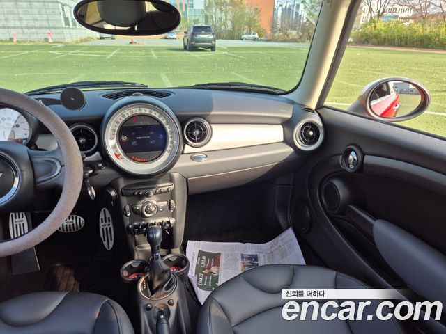 Mini Cooper 2012 — photo 13
