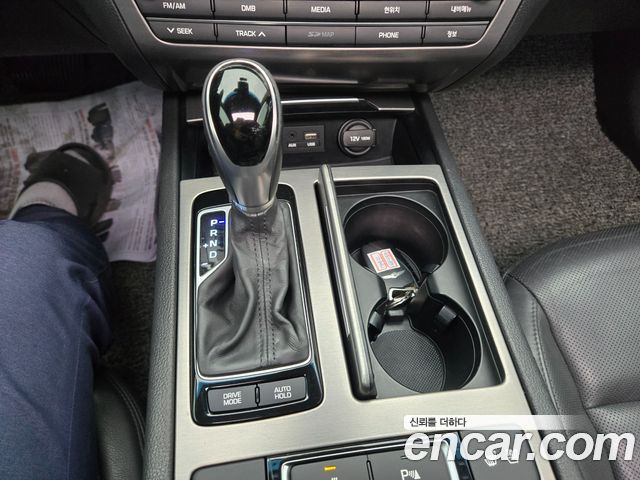 Hyundai Genesis 2016 — photo 7