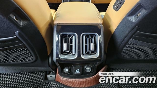 Kia Sorento 2021 — photo 25