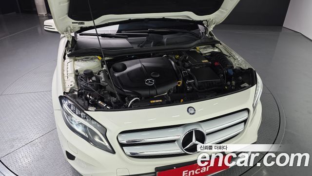 Mercedes-Benz GLA-Class 2015 — photo 6