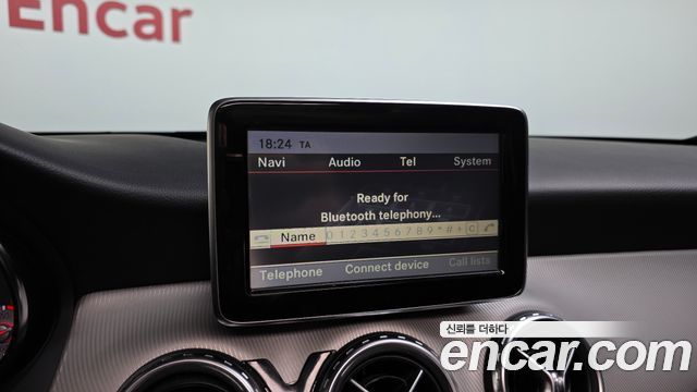 Mercedes-Benz GLA-Class 2015 — photo 16