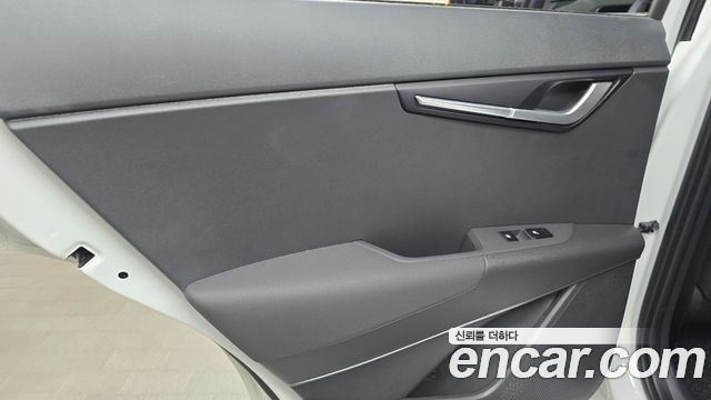 Kia Niro 2025 — photo 15