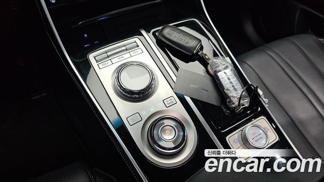 Genesis GV80 2023 — photo 9