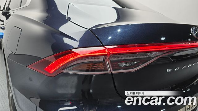 Hyundai Grandeur 2021 — photo 9