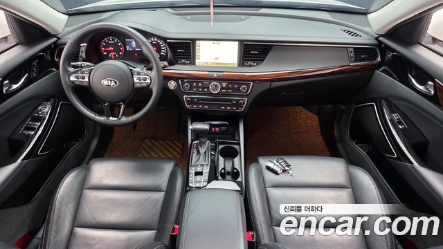 Kia K7 2016 — photo 10