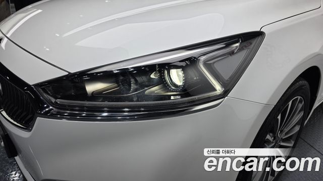 Kia K7 2016 — photo 8