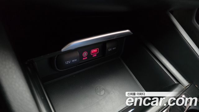 Kia K7 2016 — photo 29