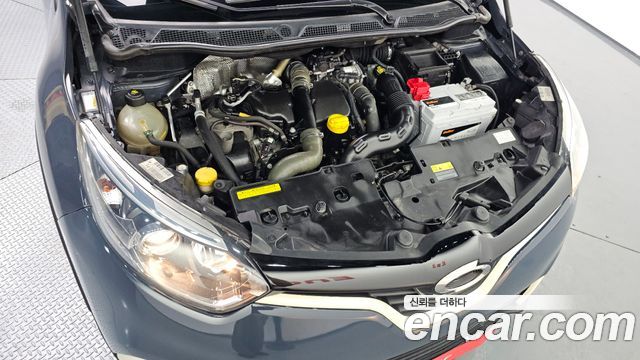 Renault Korea QM3 2016 — photo 6