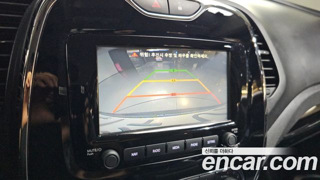 Renault Korea QM3 2016 — photo 20