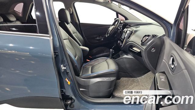 Renault Korea QM3 2016 — photo 16