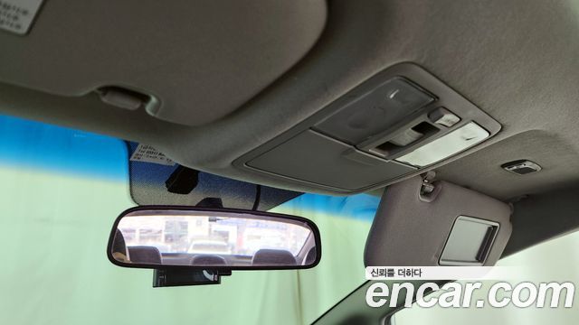 Kia K3 2013 — photo 17