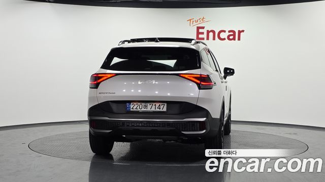 Kia Sportage 2023 — photo 4