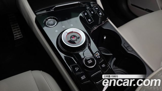 Kia Sportage 2023 — photo 9