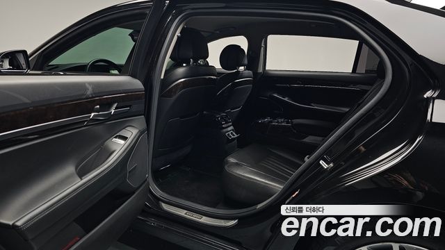 Genesis EQ900 2018 — photo 17
