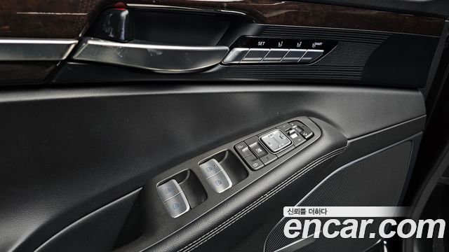 Genesis EQ900 2018 — photo 22
