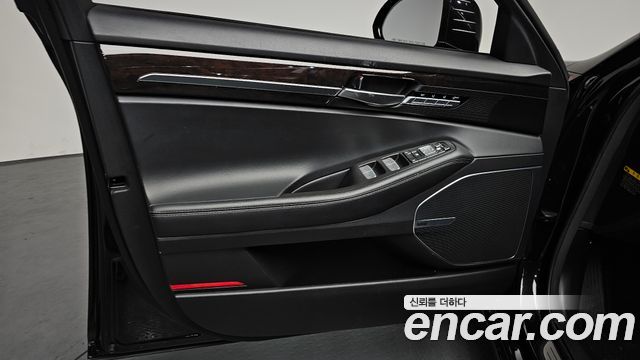 Genesis EQ900 2018 — photo 14