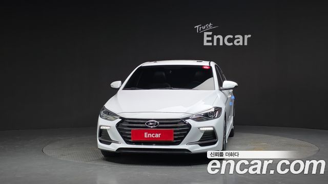 Hyundai AVANTE 2018 — photo 3