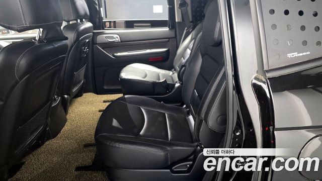 KG Mobility KORANDO 2017 — photo 18