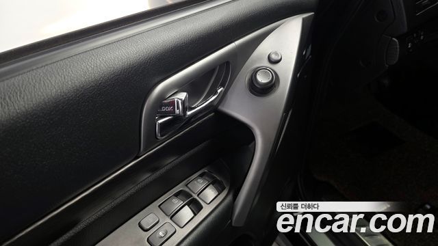 KG Mobility KORANDO 2017 — photo 28
