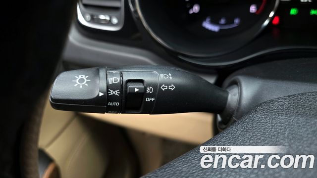 Kia Canival 2018 — photo 19