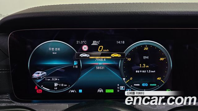 Mercedes-Benz CLS-Class 2022 — photo 11